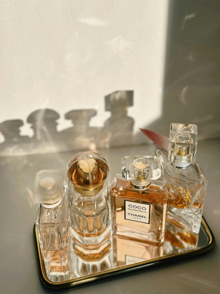 The Scent of Prestige: 10 Perfumes That Define True Luxury